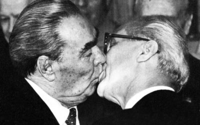 How the Kiss Between Two Political Leaders Shocked the World